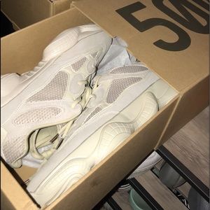 Yeezy blush 500
